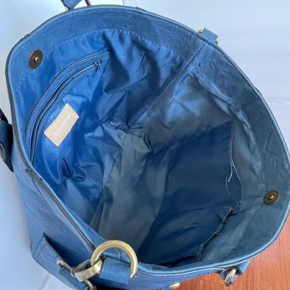 🌸Like New Naturalizer Shoulder Bag! - Picture 7 of 11